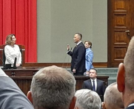 Karol Nawrocki złożył w środę przysięgę przed Zgromadzeniem Narodowym