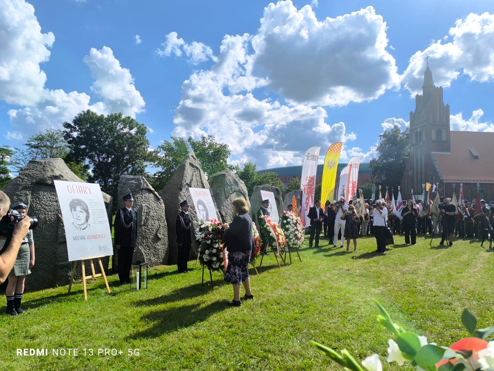 Uroczystości pod Pomnikiem Pamięci Ofiar Lubina ’82